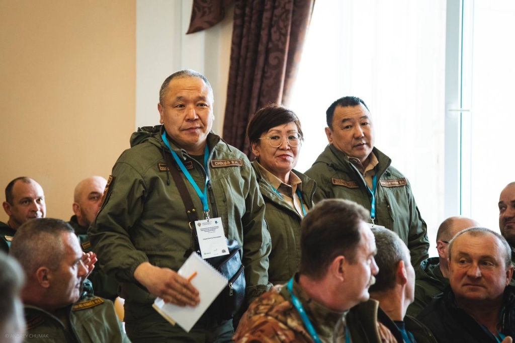 photo_5361868929774588384_y (1).jpg